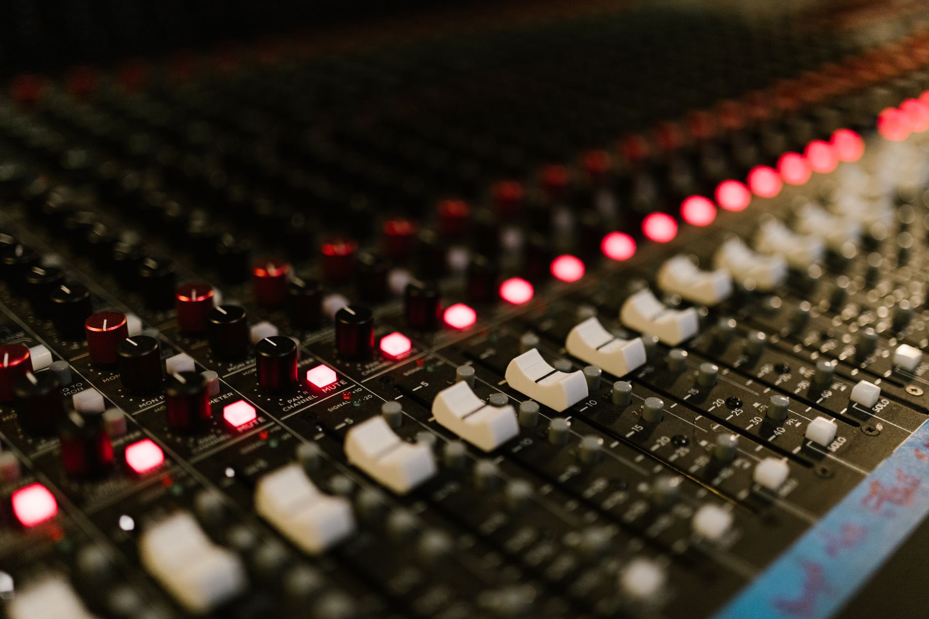 How Streaming Loudness Standards Quietly Ended the Loudness War