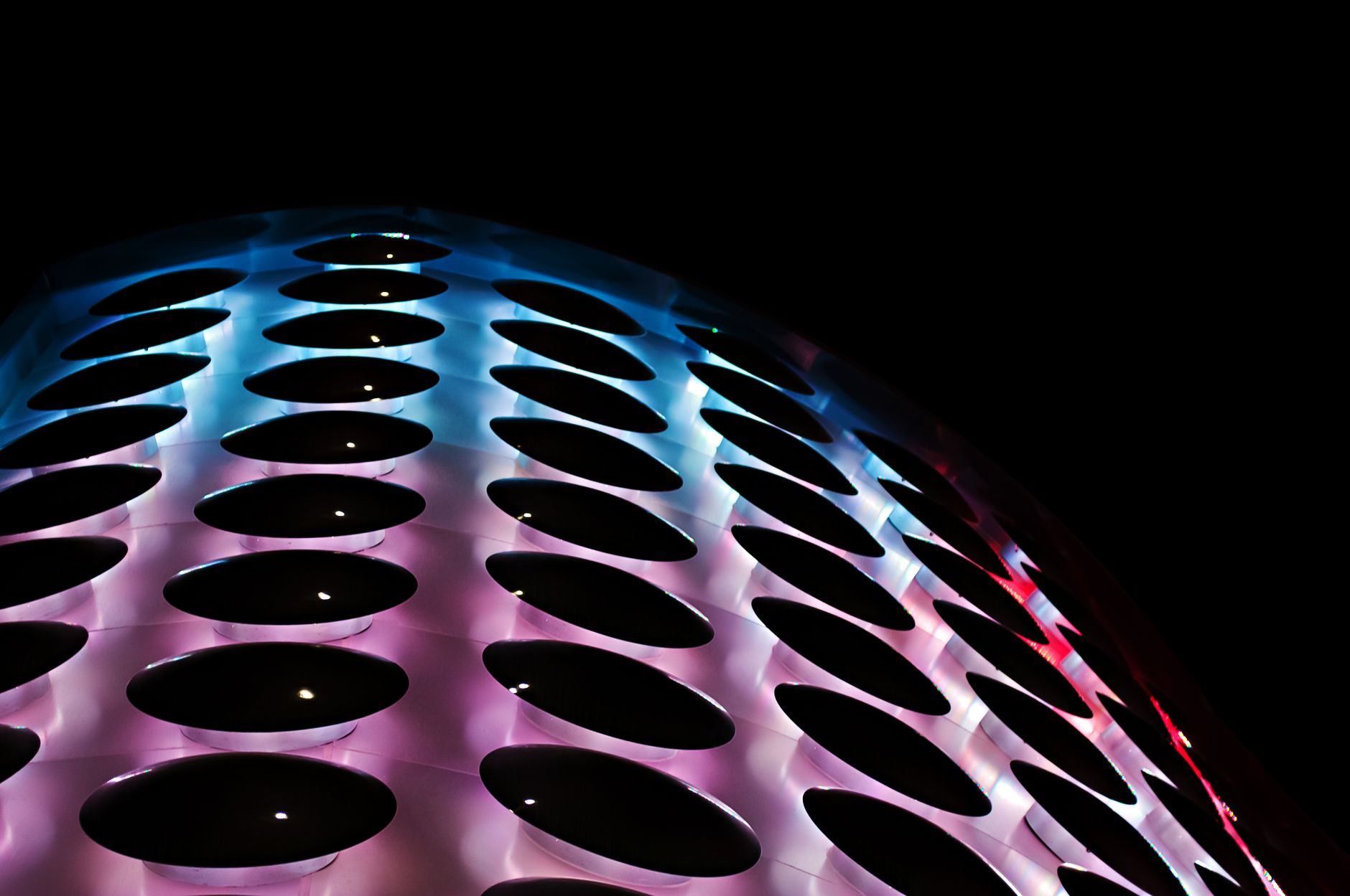A 2.3 Billion Dollar Bet: What the Sphere Actually Changed About Live Music